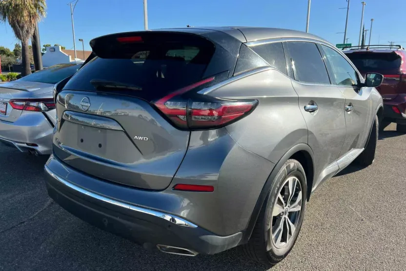 2023 Nissan Murano S photo 1