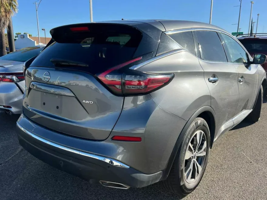 2023 Nissan Murano S photo 1