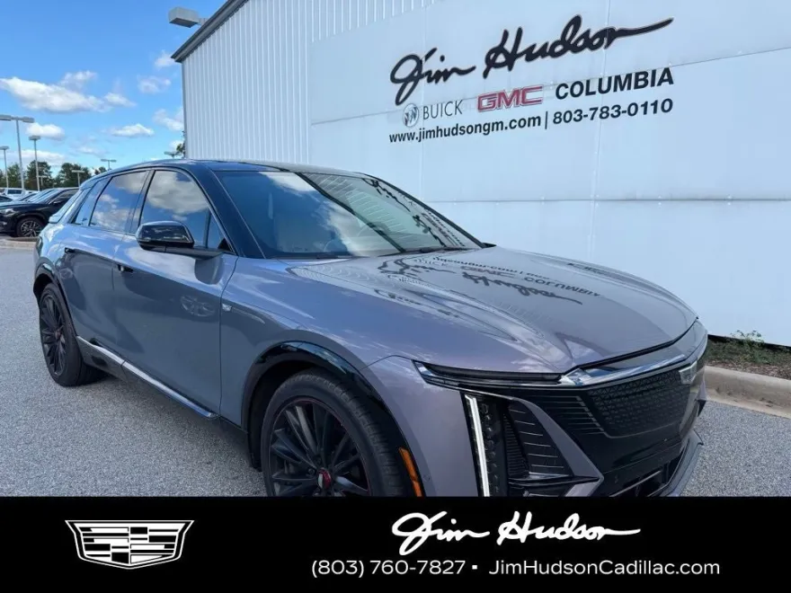 2024 Cadillac Lyriq Sport photo 1