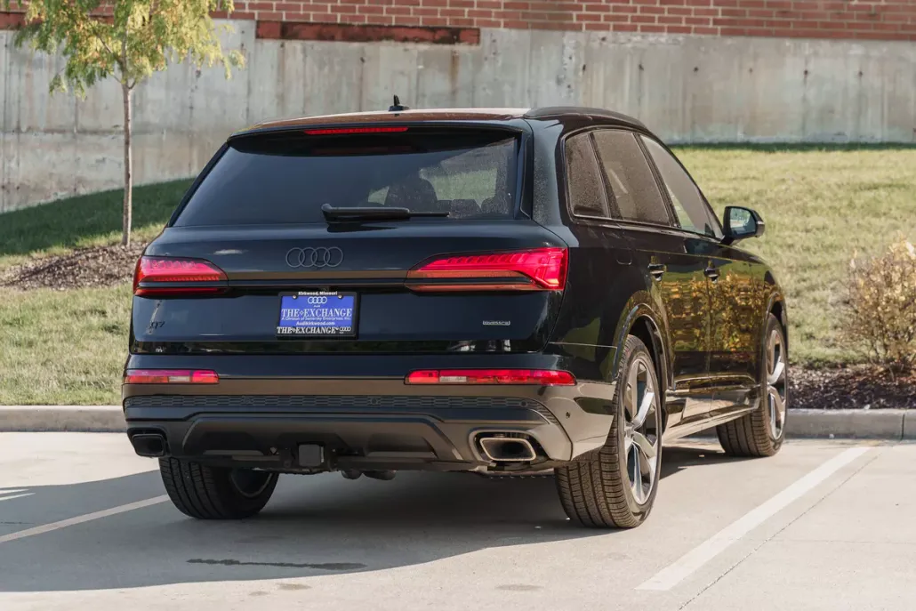 2026 Audi Q7 Premium Plus photo 1