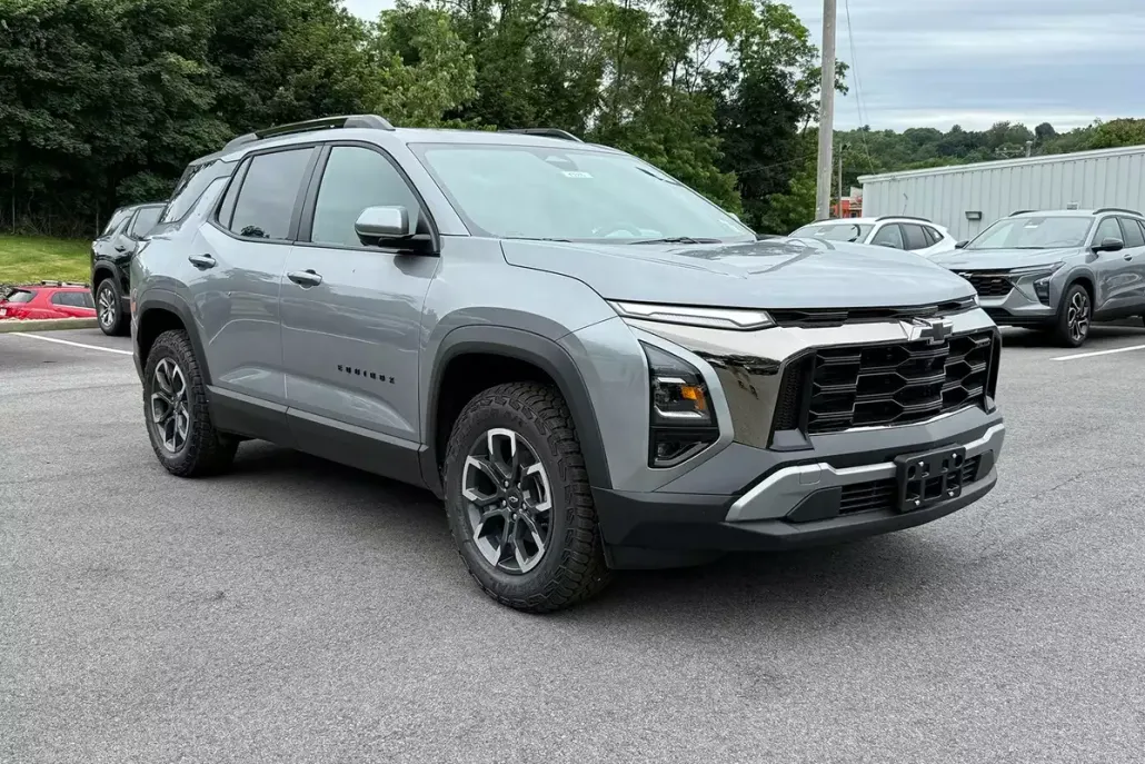 2025 Chevrolet Equinox ACTIV photo 1