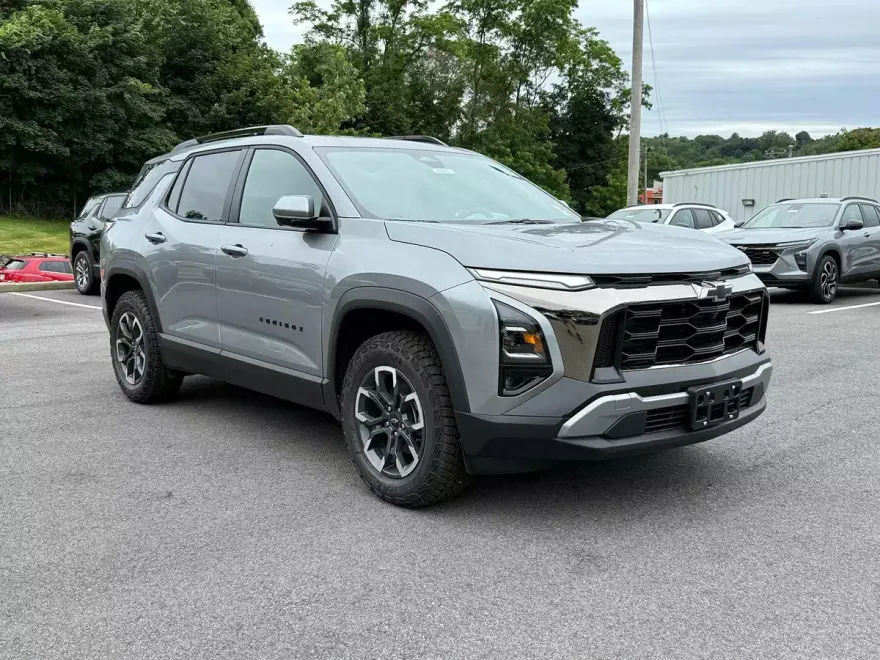 2025 Chevrolet Equinox ACTIV photo 1