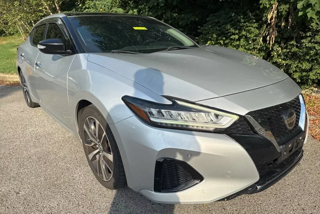 2020 Nissan Maxima SL photo 1