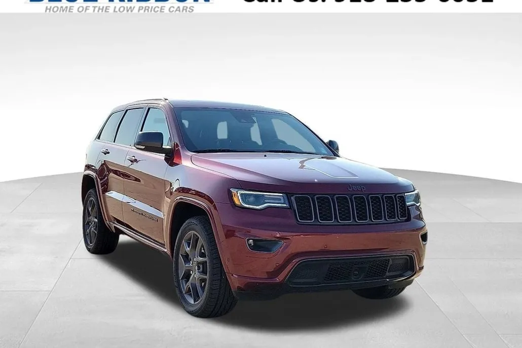 2021 Jeep Grand Cherokee Anniversary Edition photo 1