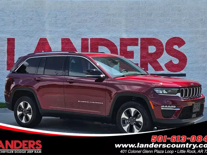 2023 Jeep Cherokee 4xe photo 1