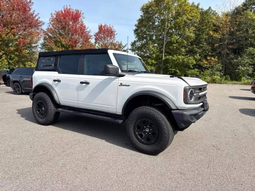 2021 Ford Bronco Base Big Bend Black Diamond Outer Banks photo 1