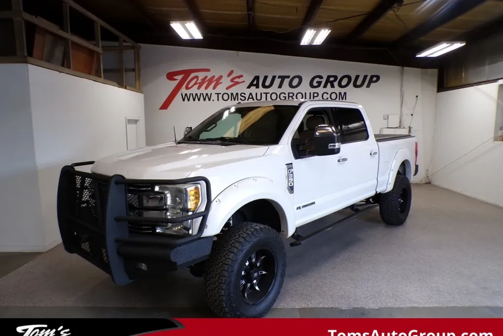 2017 Ford F-250 Lariat photo 1