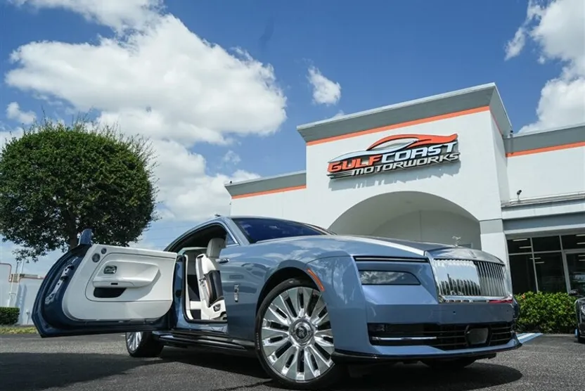 2024 Rolls Royce Spectre photo 1