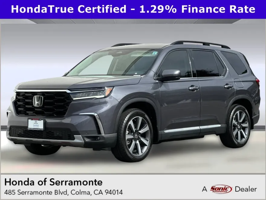 2024 Honda Pilot Touring photo 1