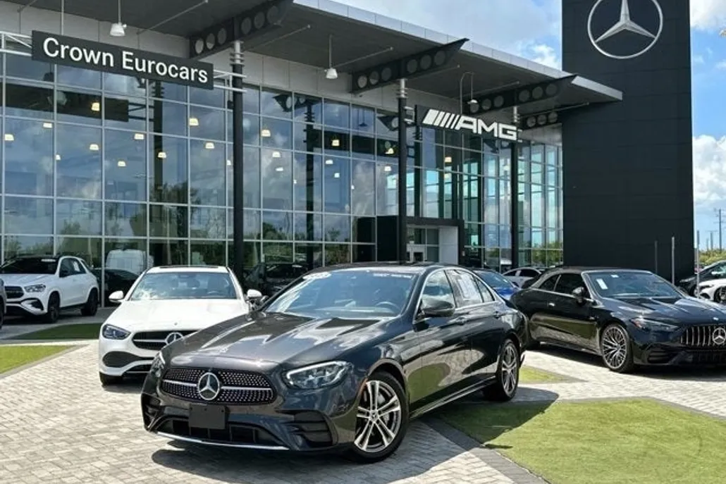 2023 Mercedes Benz E 350 4MATIC photo 1