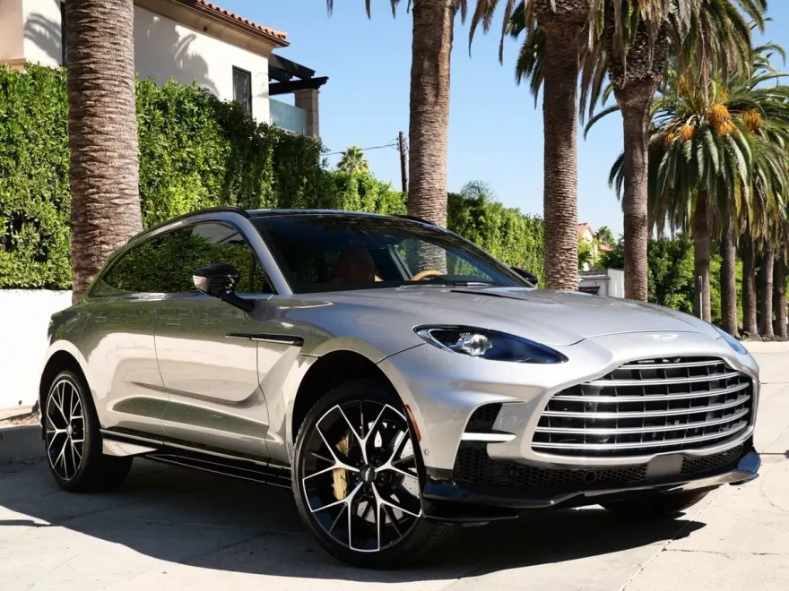 2025 Aston Martin DBX AM8 DBX707 photo 1