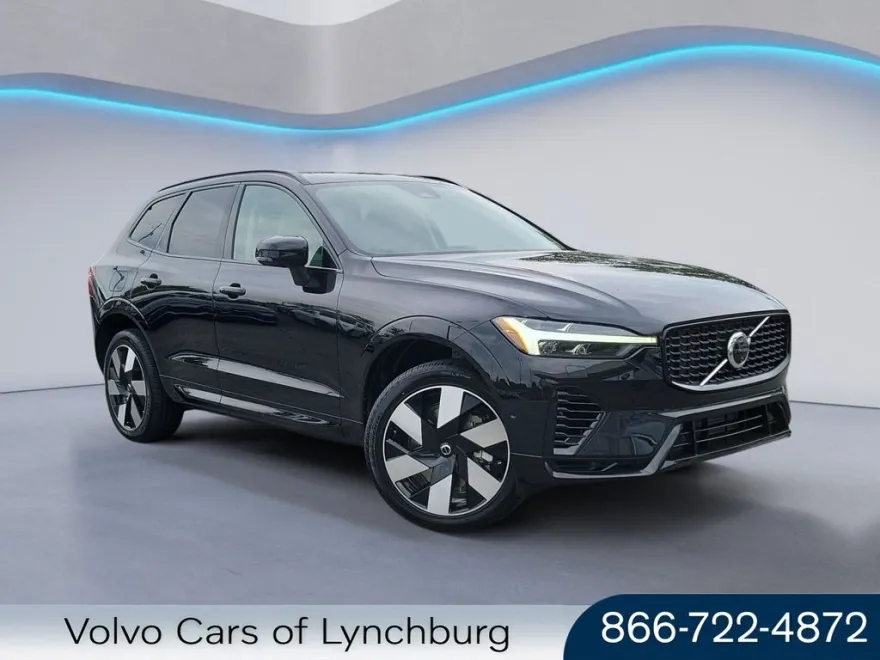 2025 Volvo XC60 Hybrid T8 Plus photo 1