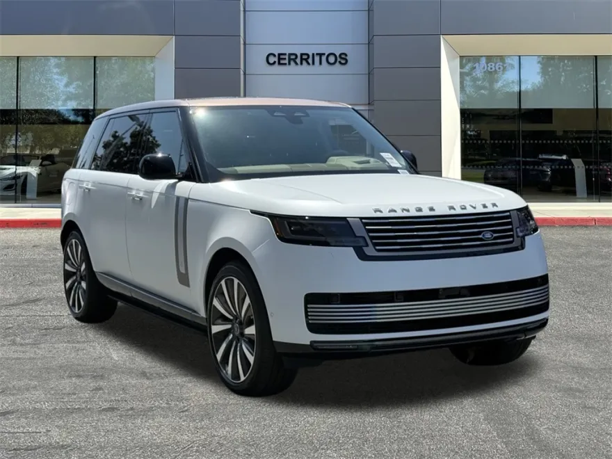 2025 Land Rover Range Rover SV photo 1