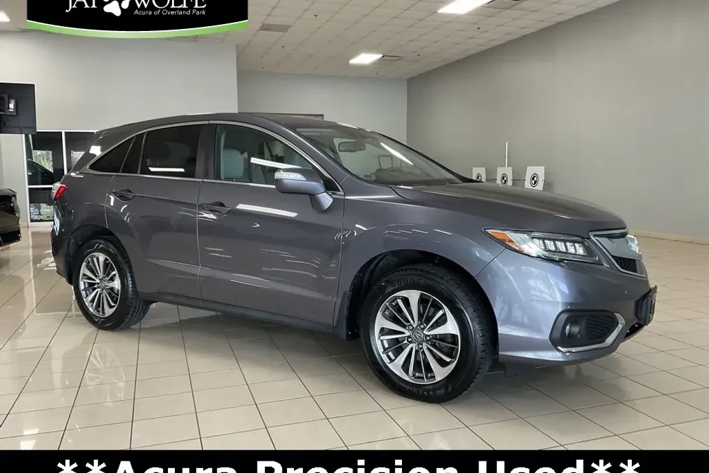 2017 Acura RDX Advance photo 1