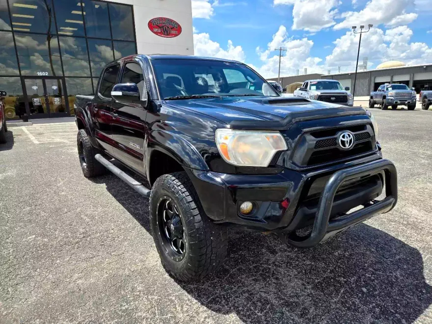2015 Toyota Tacoma 4x4 Double Cab V6 photo 1