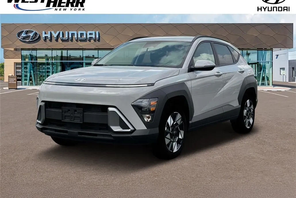 2025 Hyundai Kona SEL photo 1