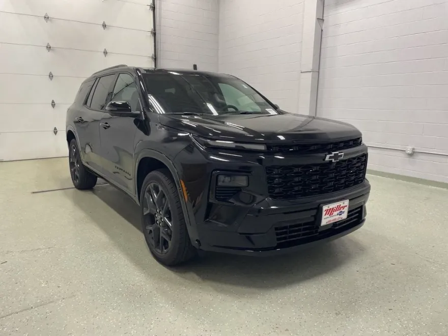 2026 Chevrolet Traverse RS photo 1
