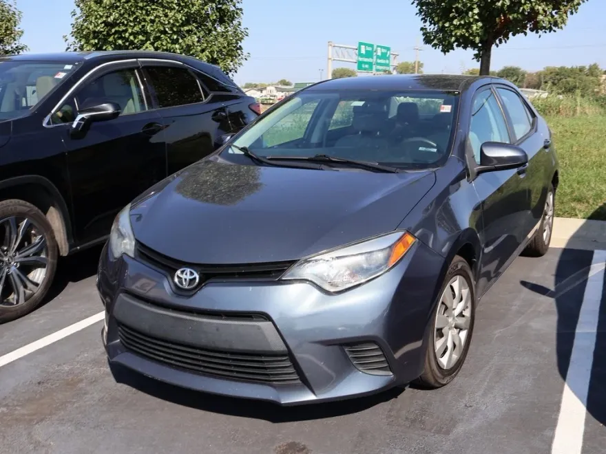 2014 Toyota Corolla L photo 1