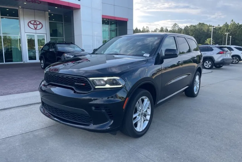 2023 Dodge Durango GT photo 1
