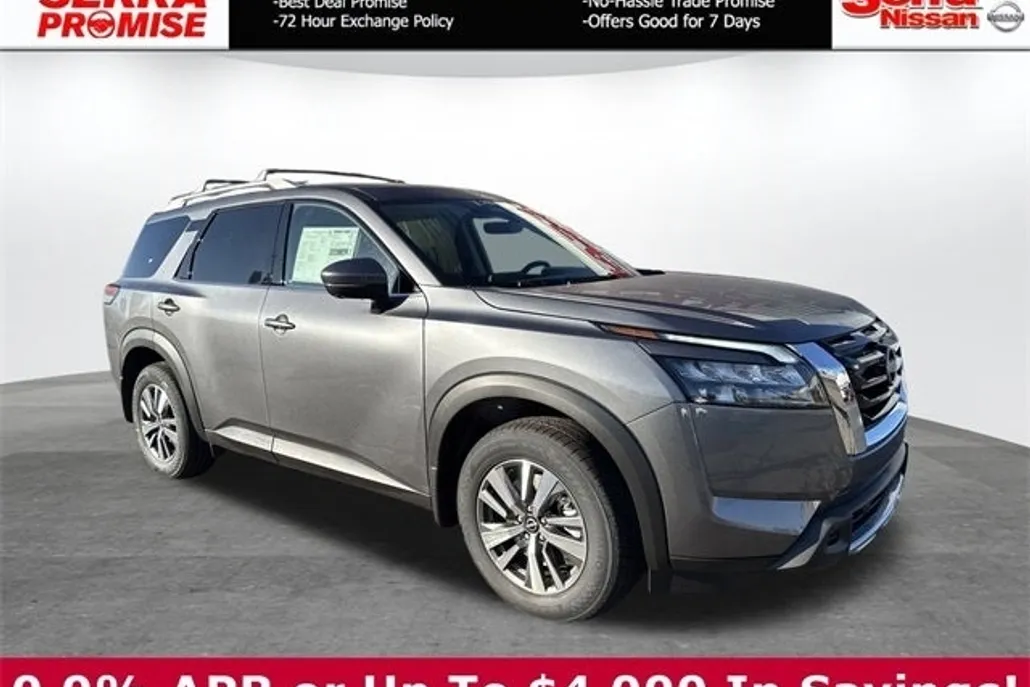 2025 Nissan Pathfinder SL photo 1