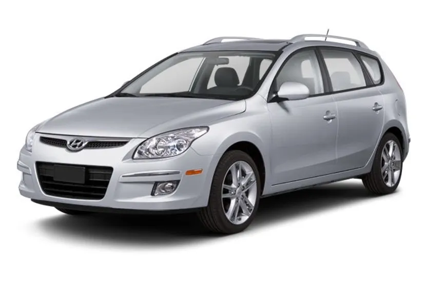 2010 Hyundai Elantra Touring GLS photo 1