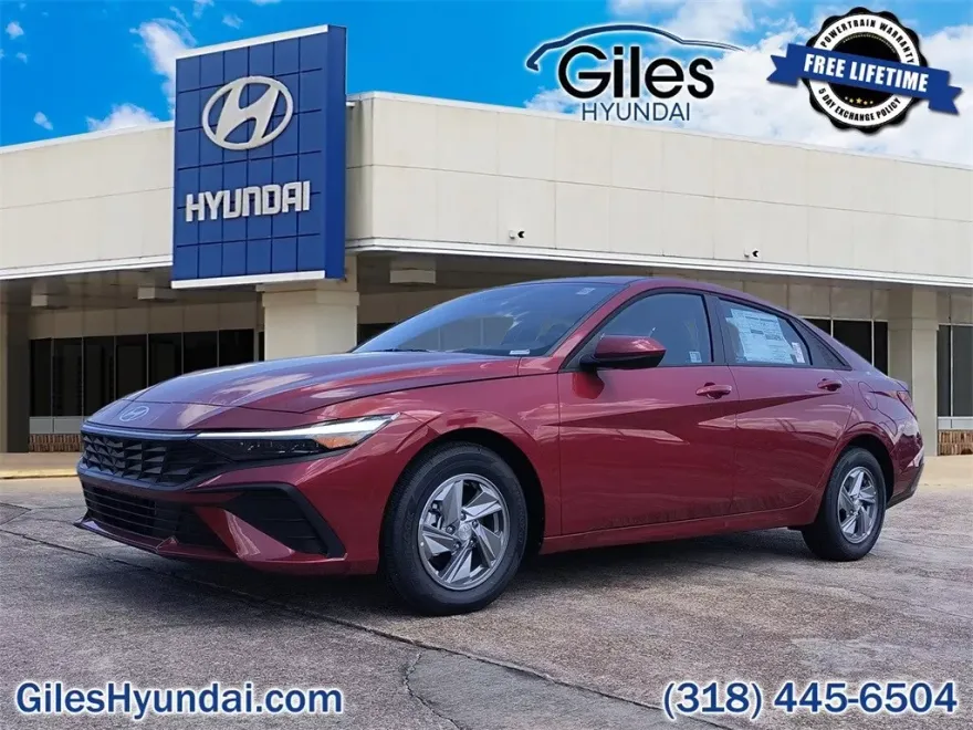 2025 Hyundai Elantra SE photo 1