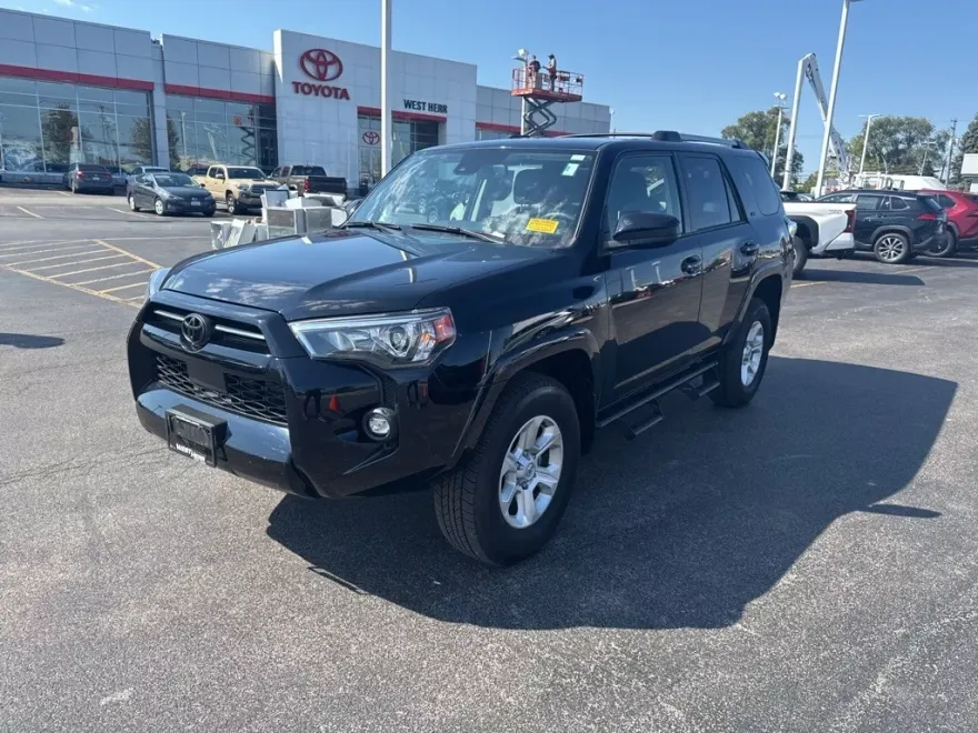 2024 Toyota 4Runner SR5 photo 1