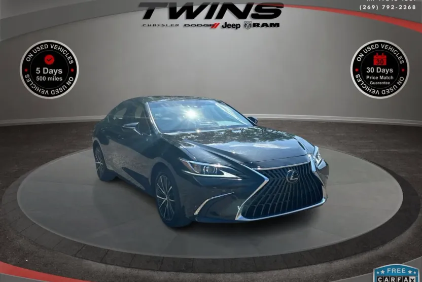 2023 Lexus ES 250 AWD photo 1
