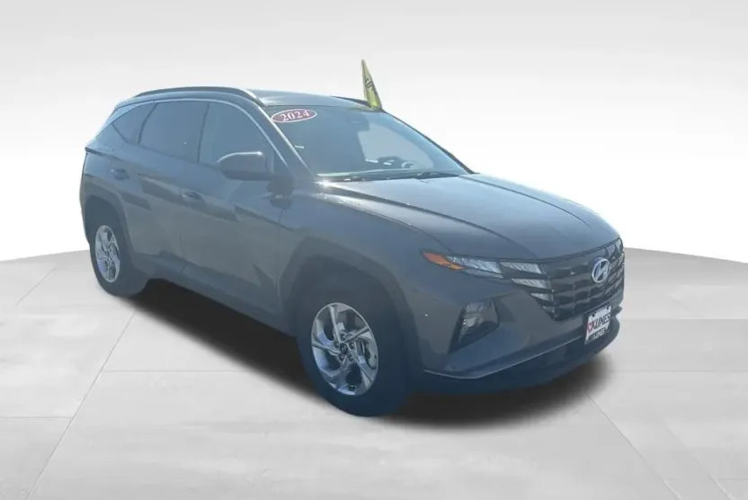 2024 Hyundai Tucson SEL photo 1