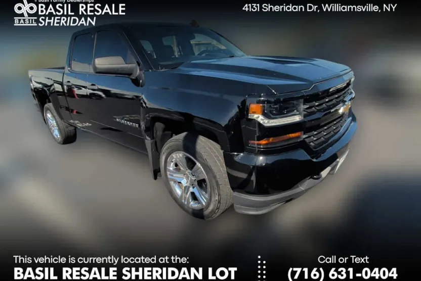 2017 Chevrolet Silverado 1500 Custom photo 1