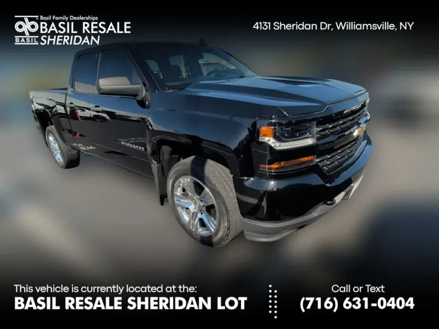 2017 Chevrolet Silverado 1500 Custom photo 1