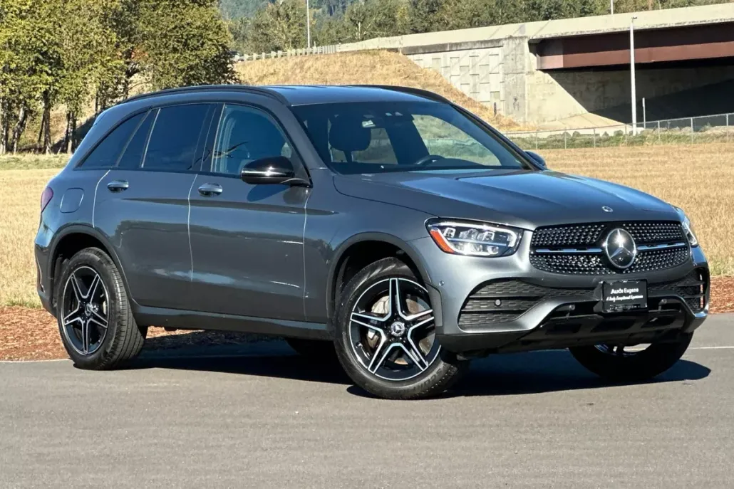 2022 Mercedes Benz GLC 300 4MATIC photo 1