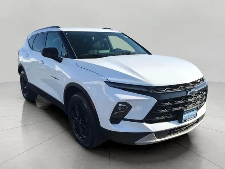 2023 Chevrolet Blazer 2LT photo 1