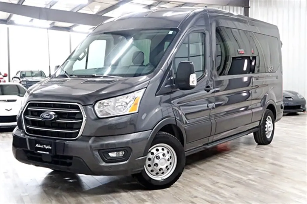 2020 Ford Transit XLT photo 1