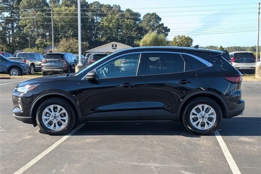 2024 Ford Escape Active photo 1