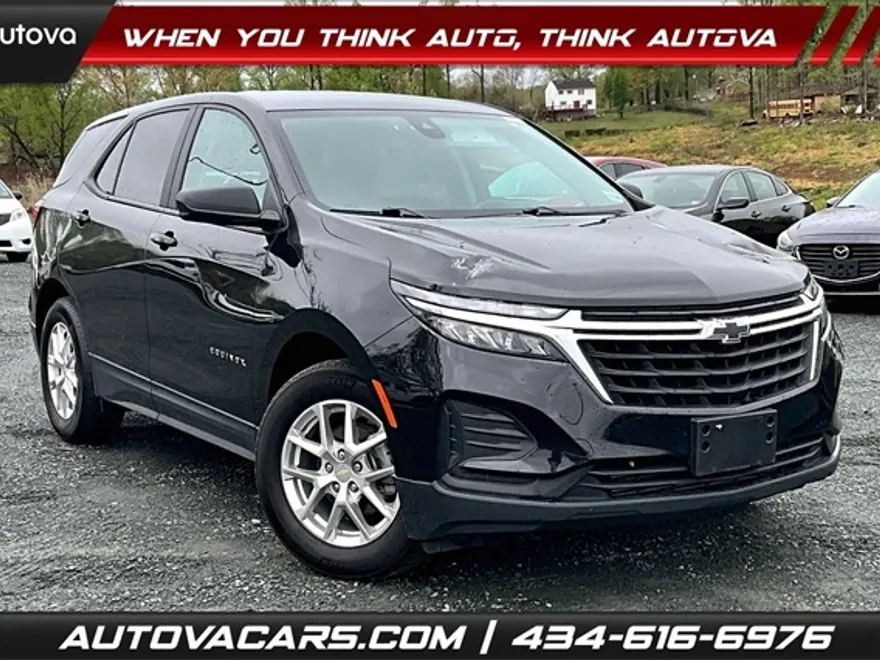 2022 Chevrolet Equinox LS photo 1