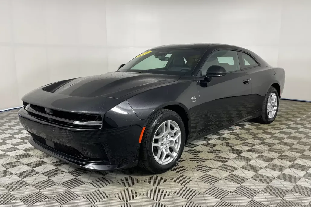 2025 Dodge Charger R/T photo 1