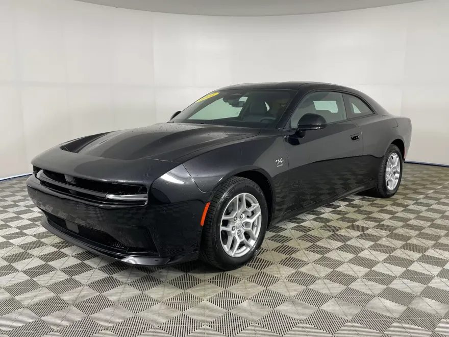 2025 Dodge Charger R/T photo 1