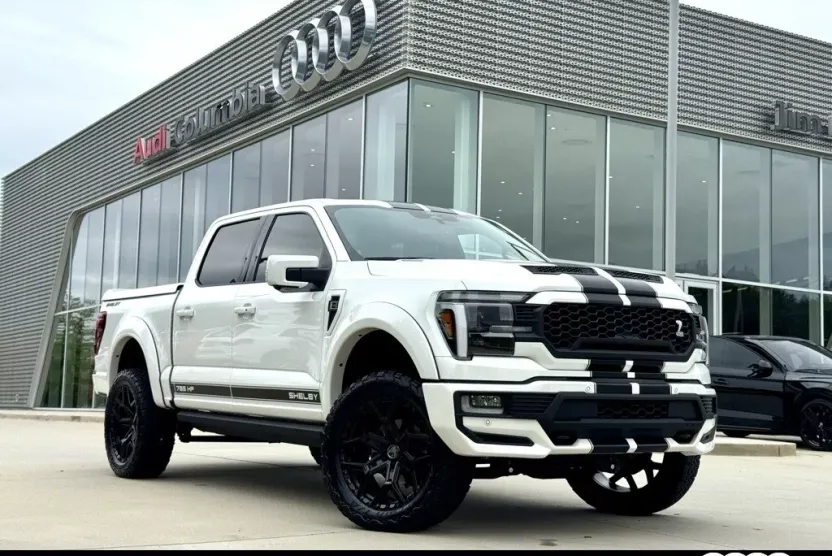 2024 Ford F-150 Lariat photo 1