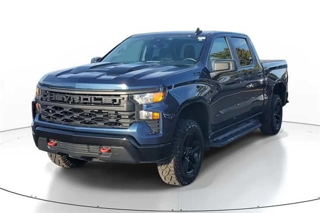 2023 Chevrolet Silverado 1500 Custom Trail Boss photo 1