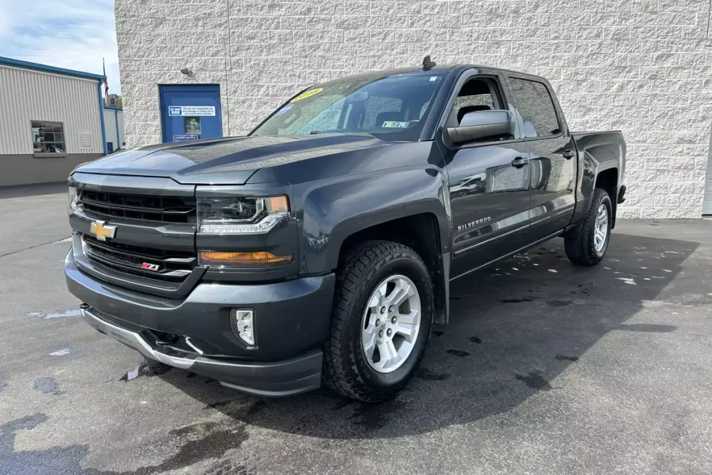 2018 Chevrolet Silverado 1500 photo 1
