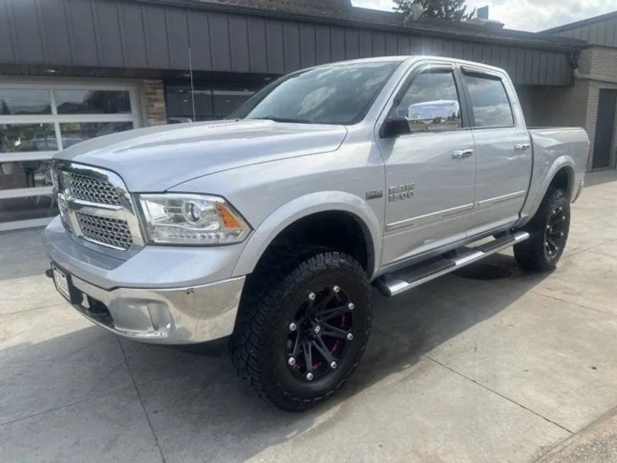 2015 Ram 1500 Laramie photo 1