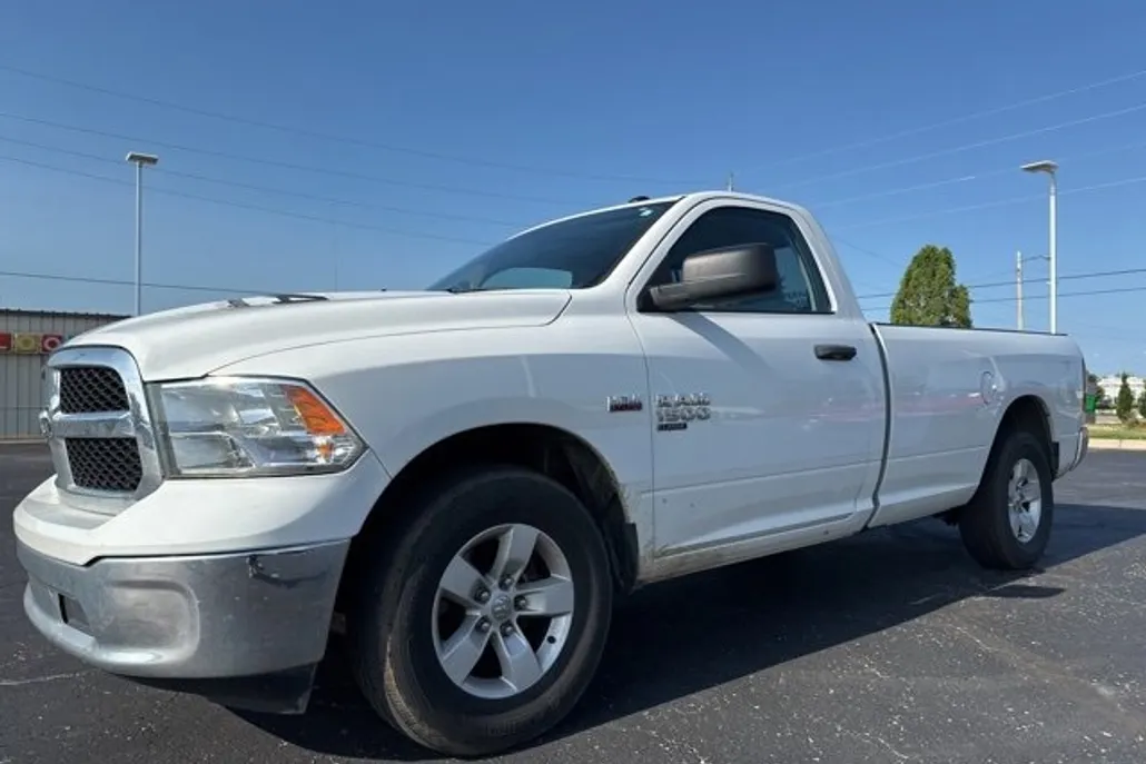 2019 Ram 1500 Classic Tradesman photo 1