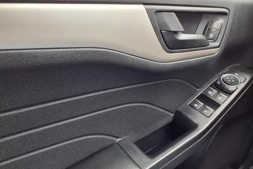 2022 Ford Escape SE photo 1