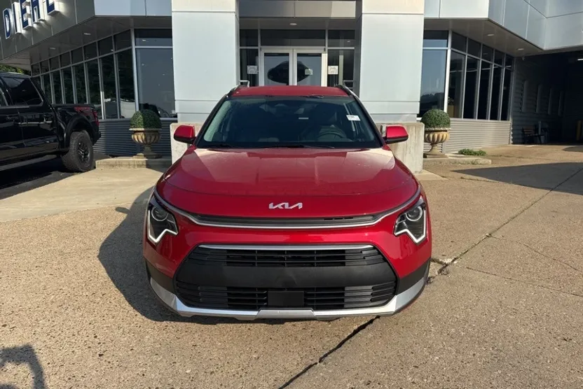 2025 Kia Niro Plug-In Hybrid EX photo 1