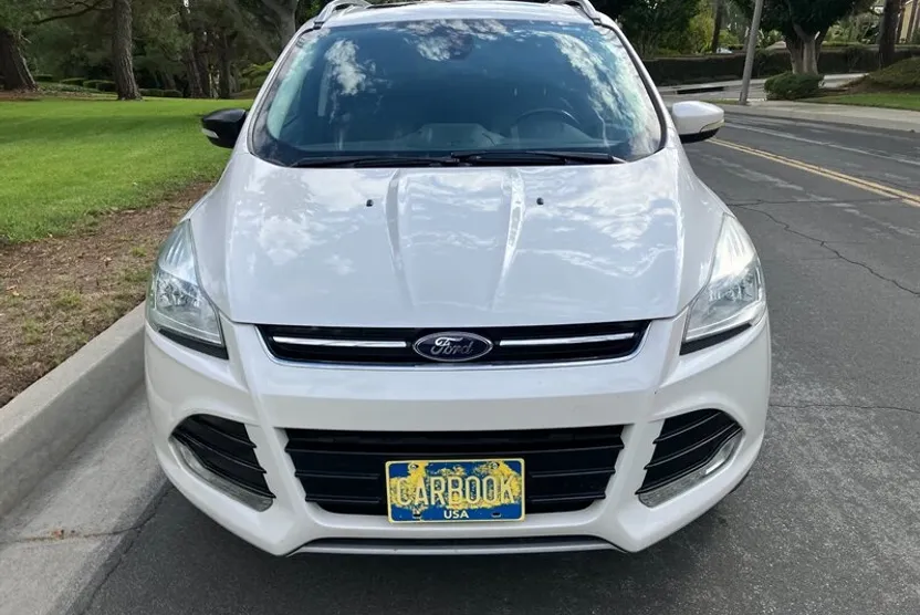 2016 Ford Escape Titanium photo 1