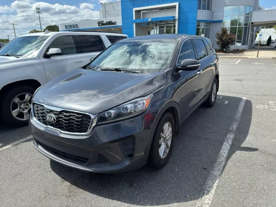 2019 Kia Sorento LX V6 photo 1