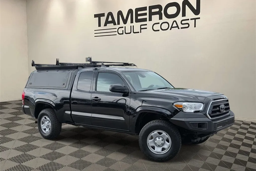 2023 Toyota Tacoma SR5 photo 1