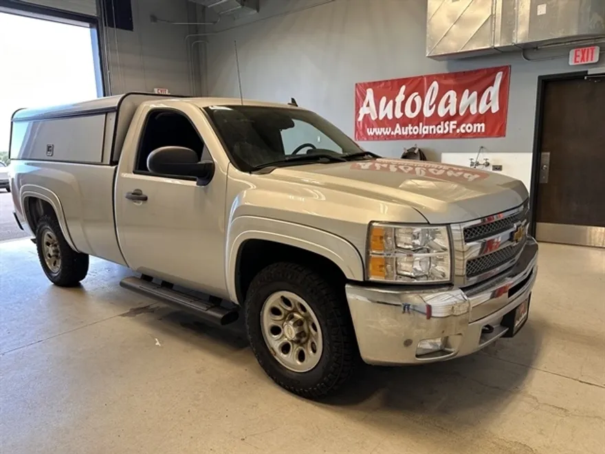 2012 Chevrolet Silverado 1500 LT photo 1
