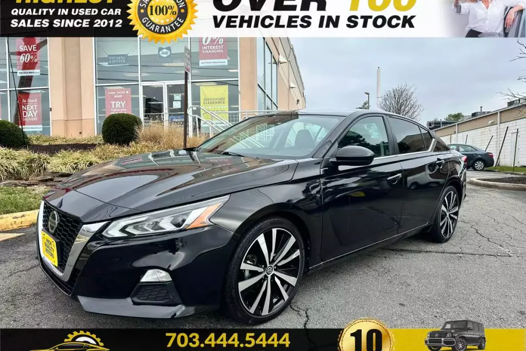 2022 Nissan Altima 2.5 SR photo 1